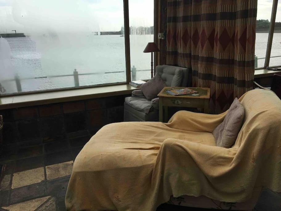 Wood Quay - A Truly Unique, Seafront Experience! Villa Carlingford Kültér fotó